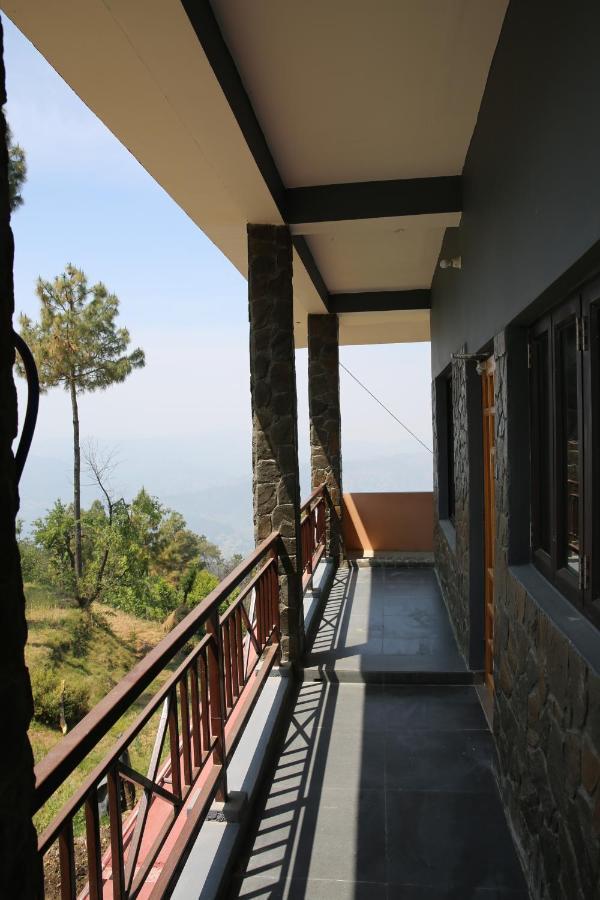 The Buransh Inn Almora Eksteriør billede