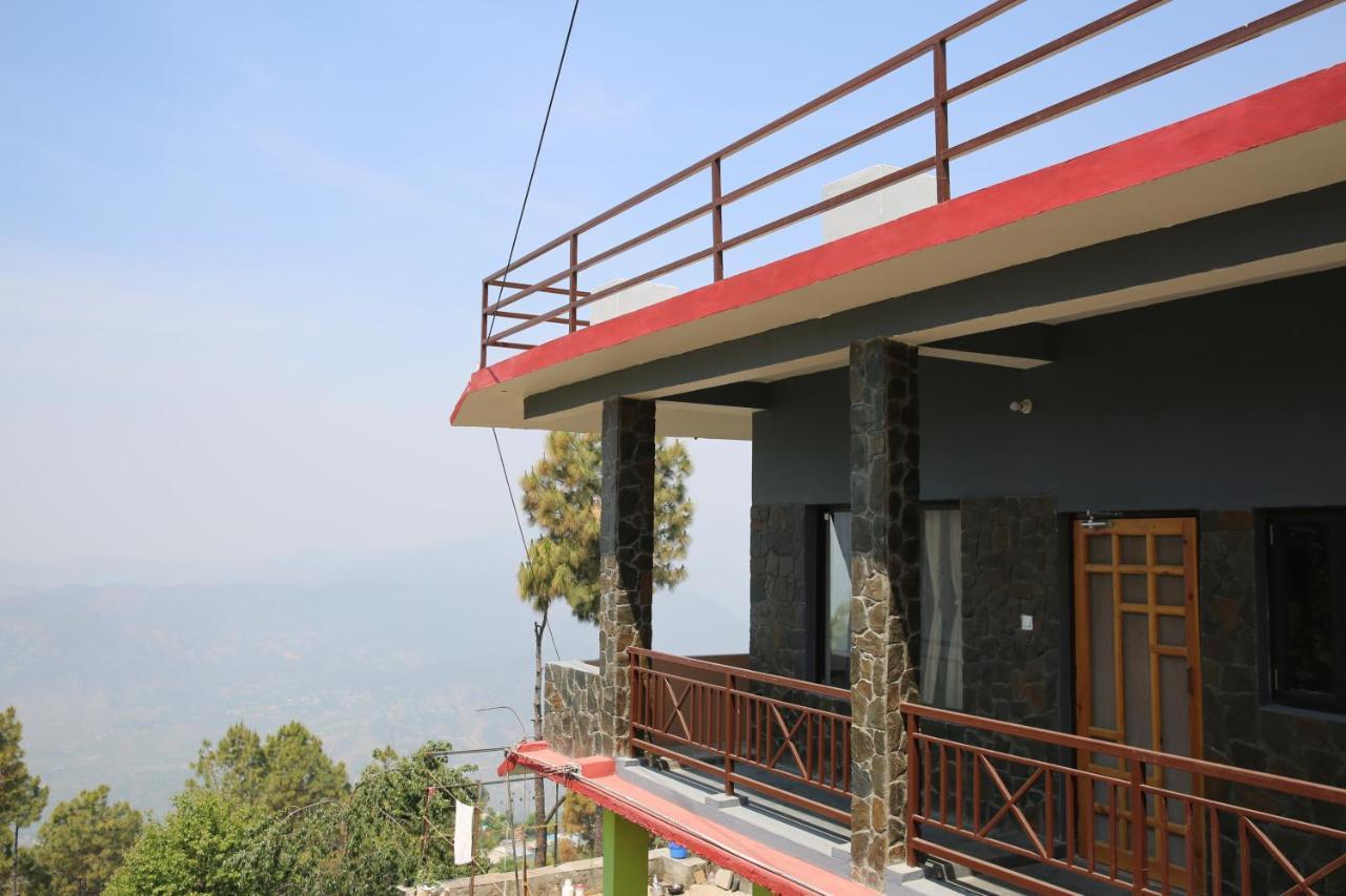 The Buransh Inn Almora Eksteriør billede