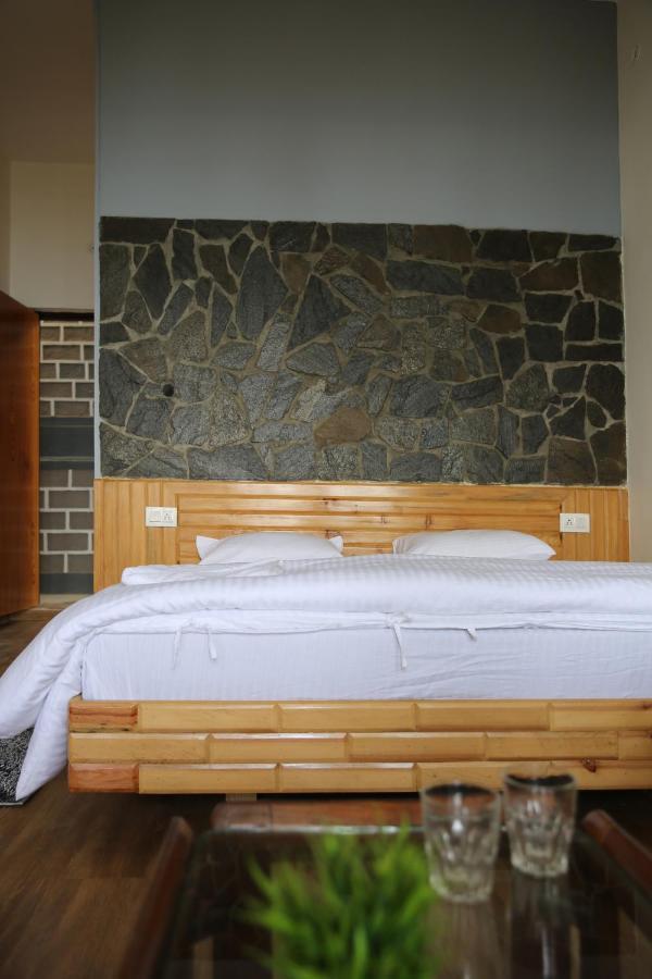 The Buransh Inn Almora Eksteriør billede