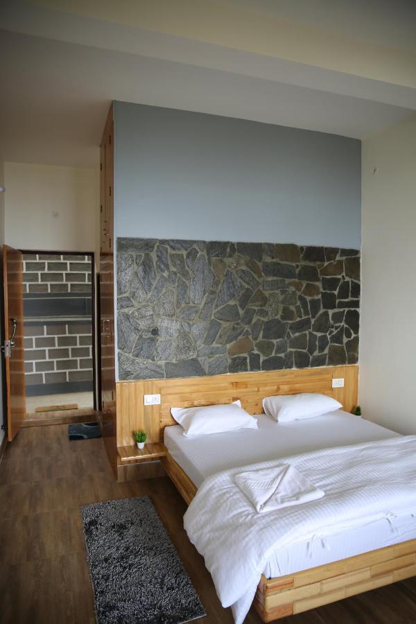 The Buransh Inn Almora Eksteriør billede