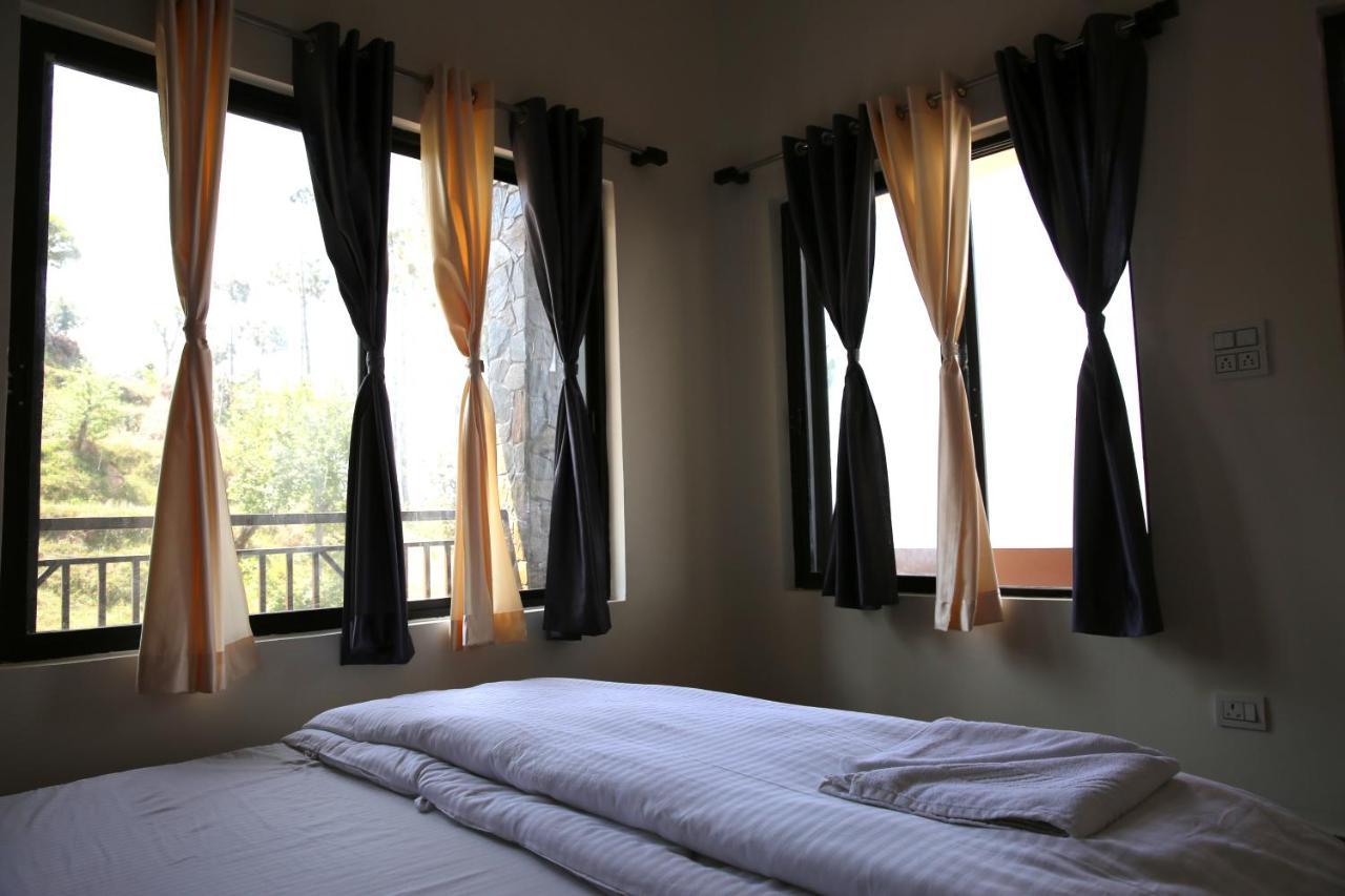 The Buransh Inn Almora Eksteriør billede