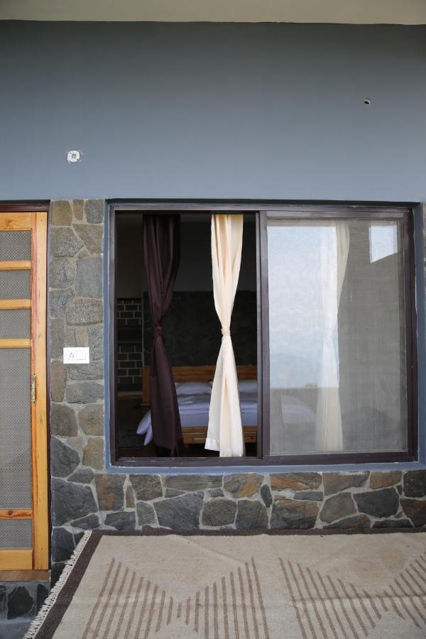 The Buransh Inn Almora Eksteriør billede