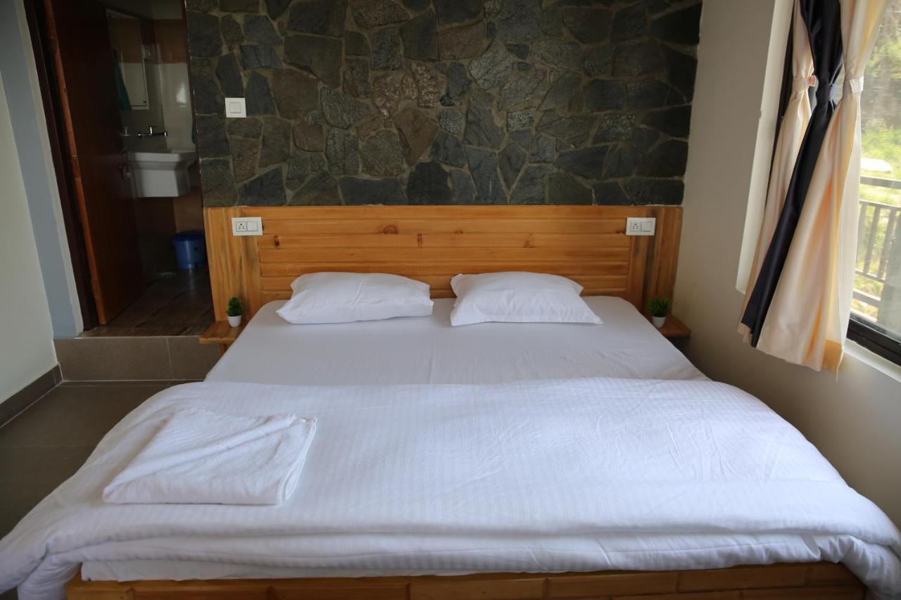 The Buransh Inn Almora Eksteriør billede