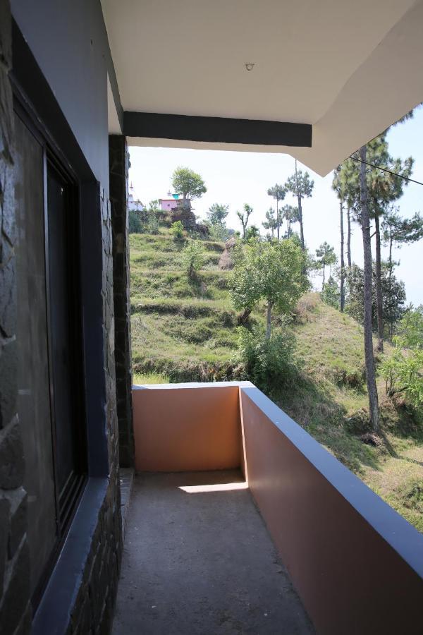 The Buransh Inn Almora Eksteriør billede